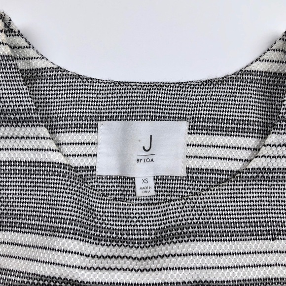 J.O.A. Structured Open Back Romper - Picture 2 of 8